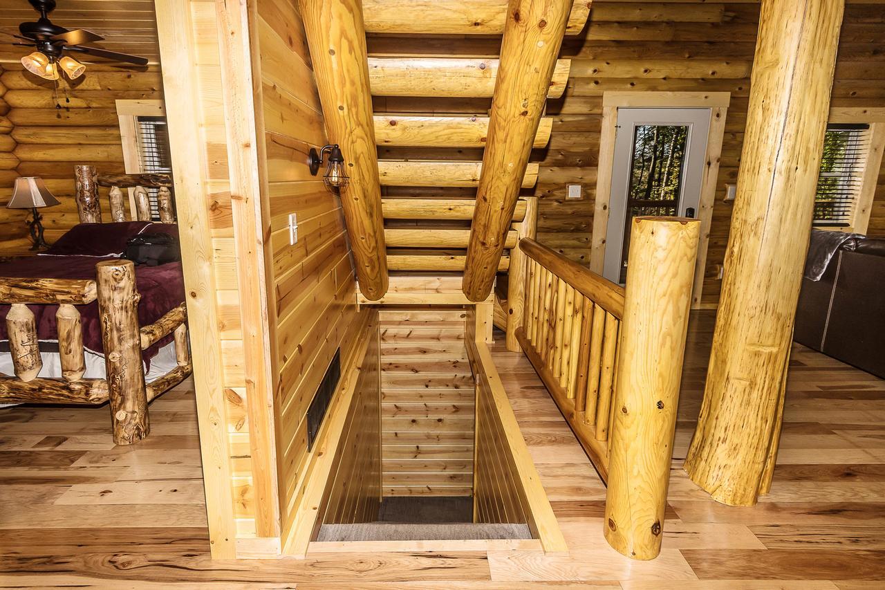 Hocking Hills Cabins & Resort Foxfire Logan Exterior photo
