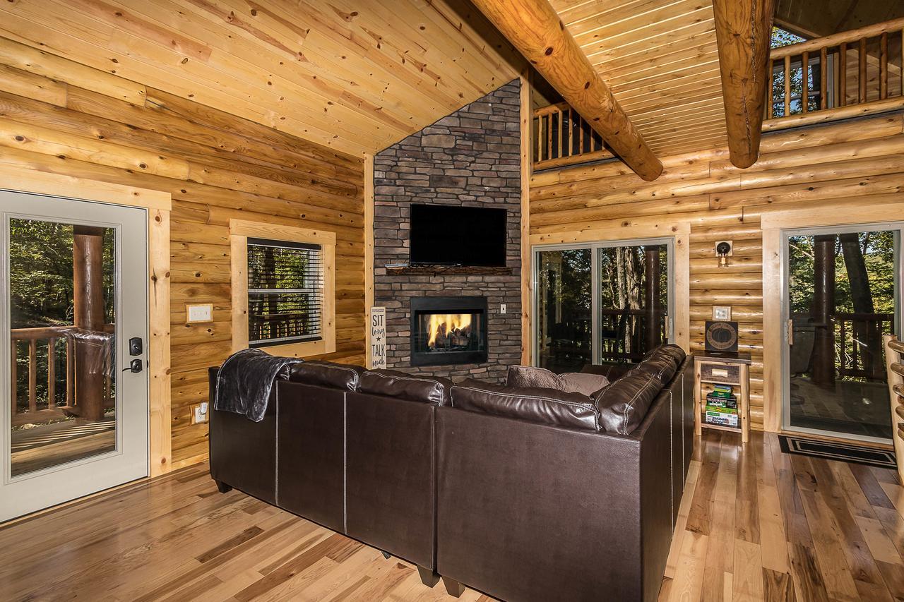 Hocking Hills Cabins & Resort Foxfire Logan Exterior photo